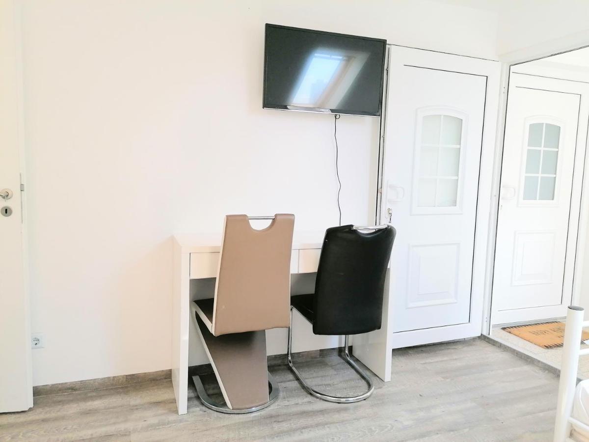 Appartamento Fmi110 Next To Airport Rüsselsheim Esterno foto